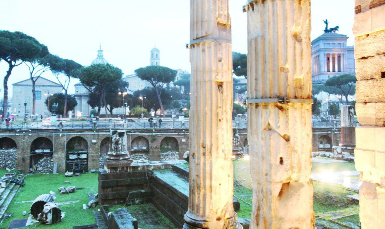 Roma Center Fori Imperiali Raffy'S Charming Suite Eksteriør billede